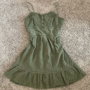Green lace dress